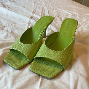 PRINCESS POLLY HEELS SIZE 6